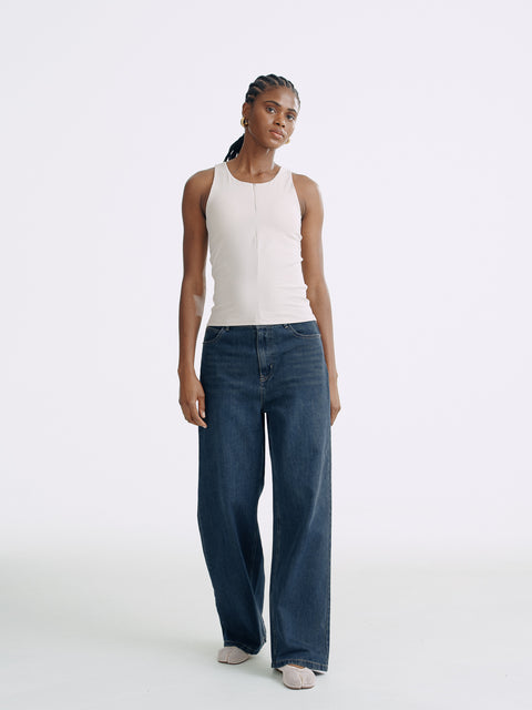 LT26044 Relaxed Straight Leg Jeans