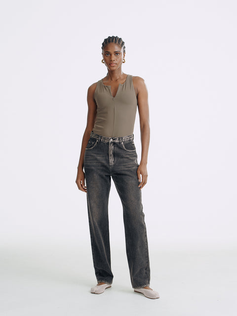 LT26045 Frayed Detailed Straight Leg Jeans