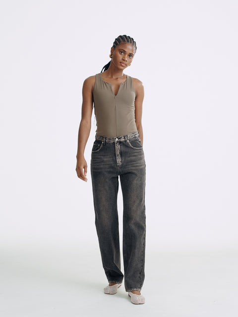 LT26045 Frayed Detailed Straight Leg Jeans