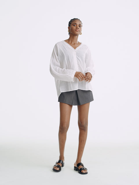 LT26081 Ethereal Cotton Ramie V-Neck Blouse