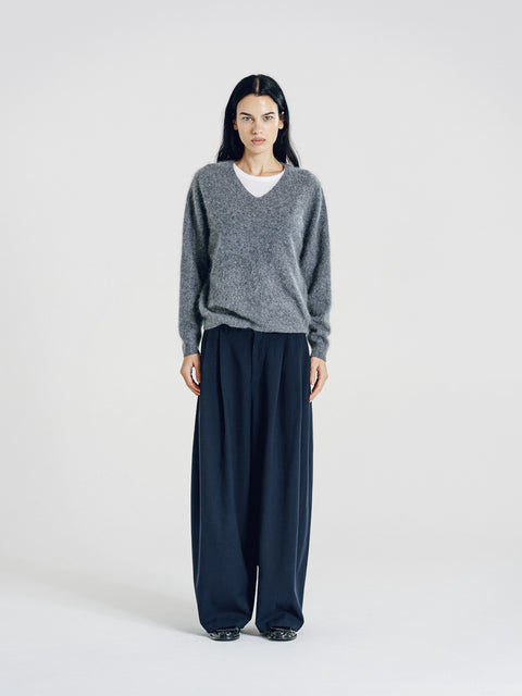 Sam Brushed Cashmere-Wool V-Neck Sweater Gray