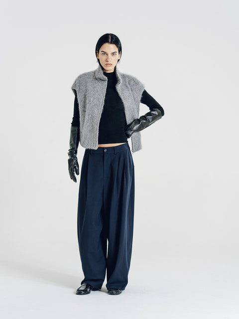 Fine Merino-Wool Fitted Sweater Black