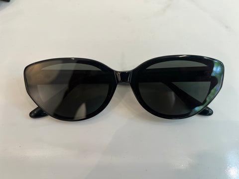 LT25075 Cateye Sunglasses